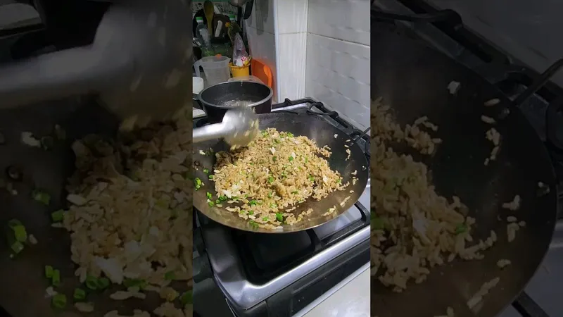 Receta Auténtica de Arroz Chaufa por Carmen Salazar - Sabores de Tacna