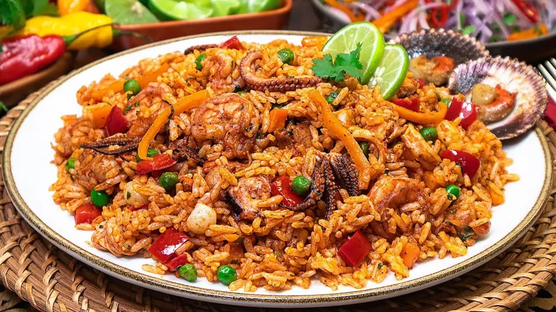 Receta Auténtica de Arroz con Mariscos Estilo Ica: Ingredientes Locales para un Sabor Inigualable
