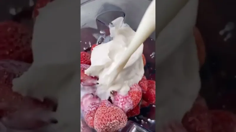 Receta Fácil: Cómo Hacer un Smoothie de Yogurt Natural Saludable