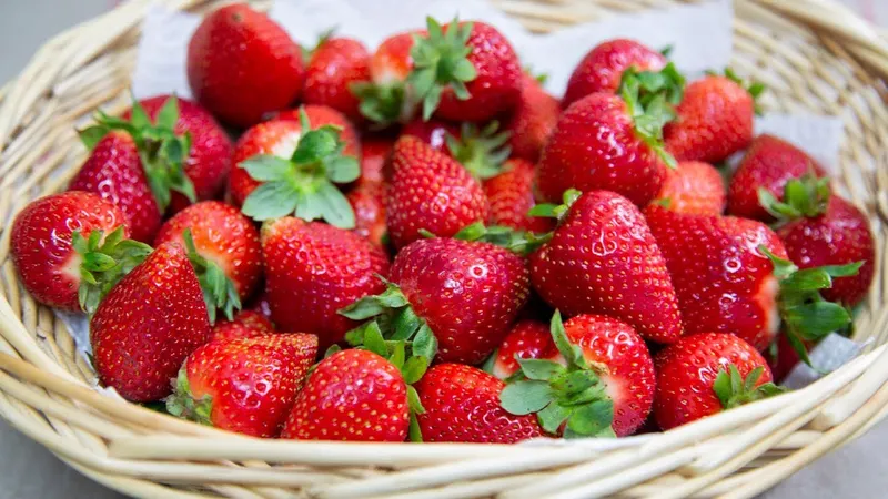 Cómo Guardar Fresas en la Refrigeradora para Mantenerlas Frescas por Más Tiempo