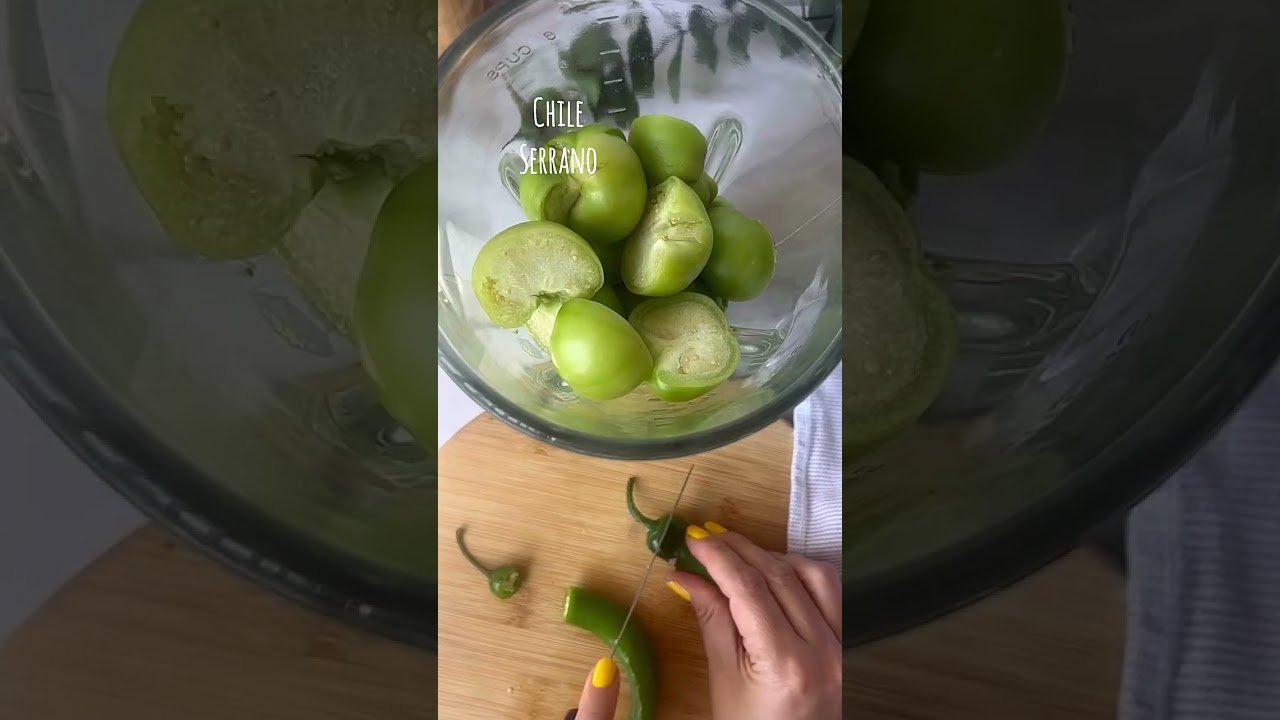 Cómo Preparar Salsa de Tomate Cruda con Aguacate: Receta Fácil y Saludable