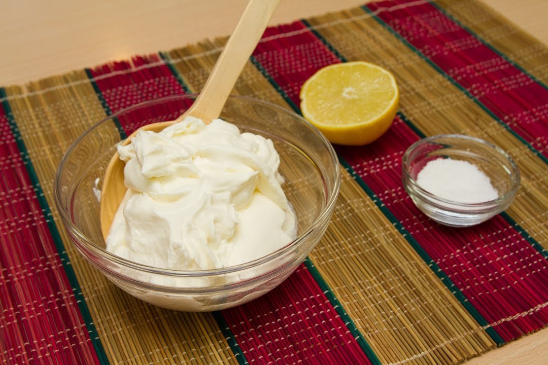 Receta Fácil: Cómo Hacer Crema Agria Casera Artesanal Paso a Paso