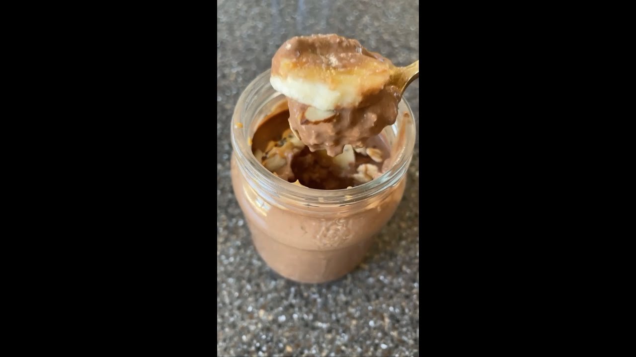 Receta de Crema Fría de Avena con Cacao: Comienza el Día con Energía