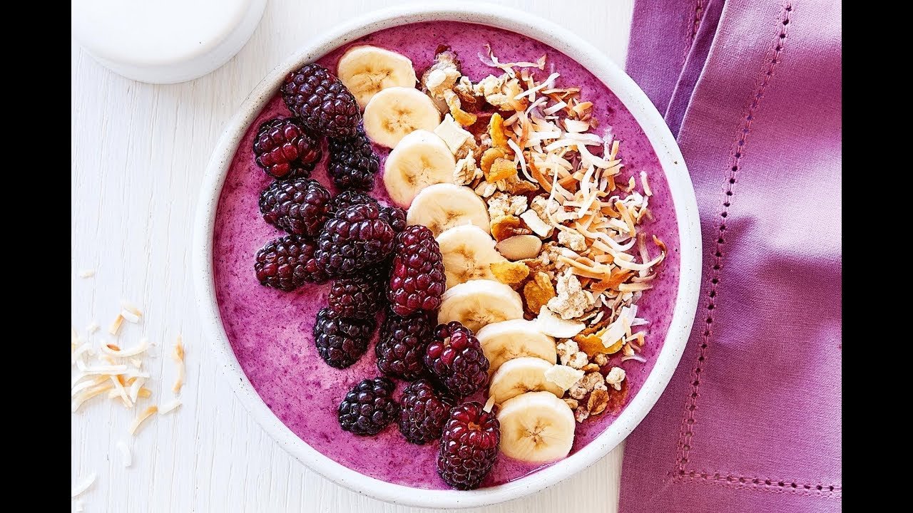Receta Fácil: Prepara un Delicioso Smoothie Bowl con Pera sin Cocinar