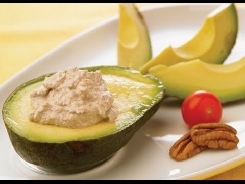 Receta Fácil de Dip de Aguacate Saludable con Nueces: Perfecto para Cualquier Momento del Día