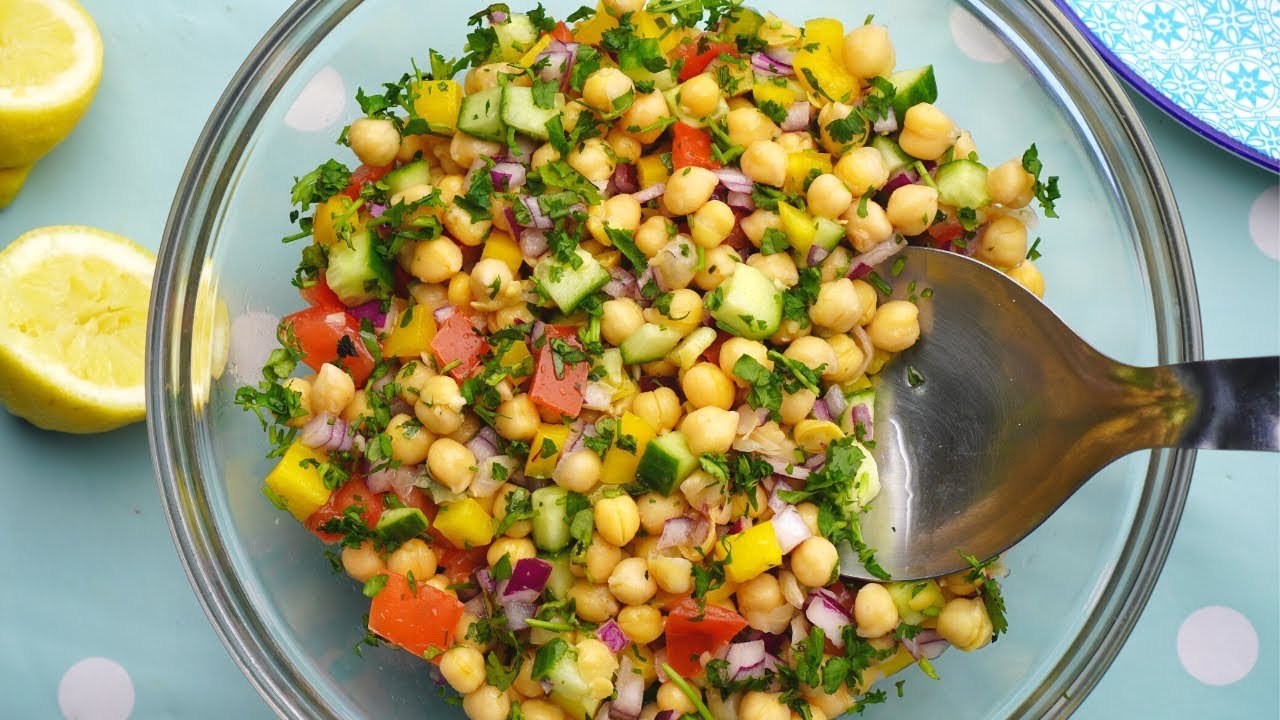 Descubre la Ensalada de Garbanzos con Perejil: Una Receta que Sorprende
