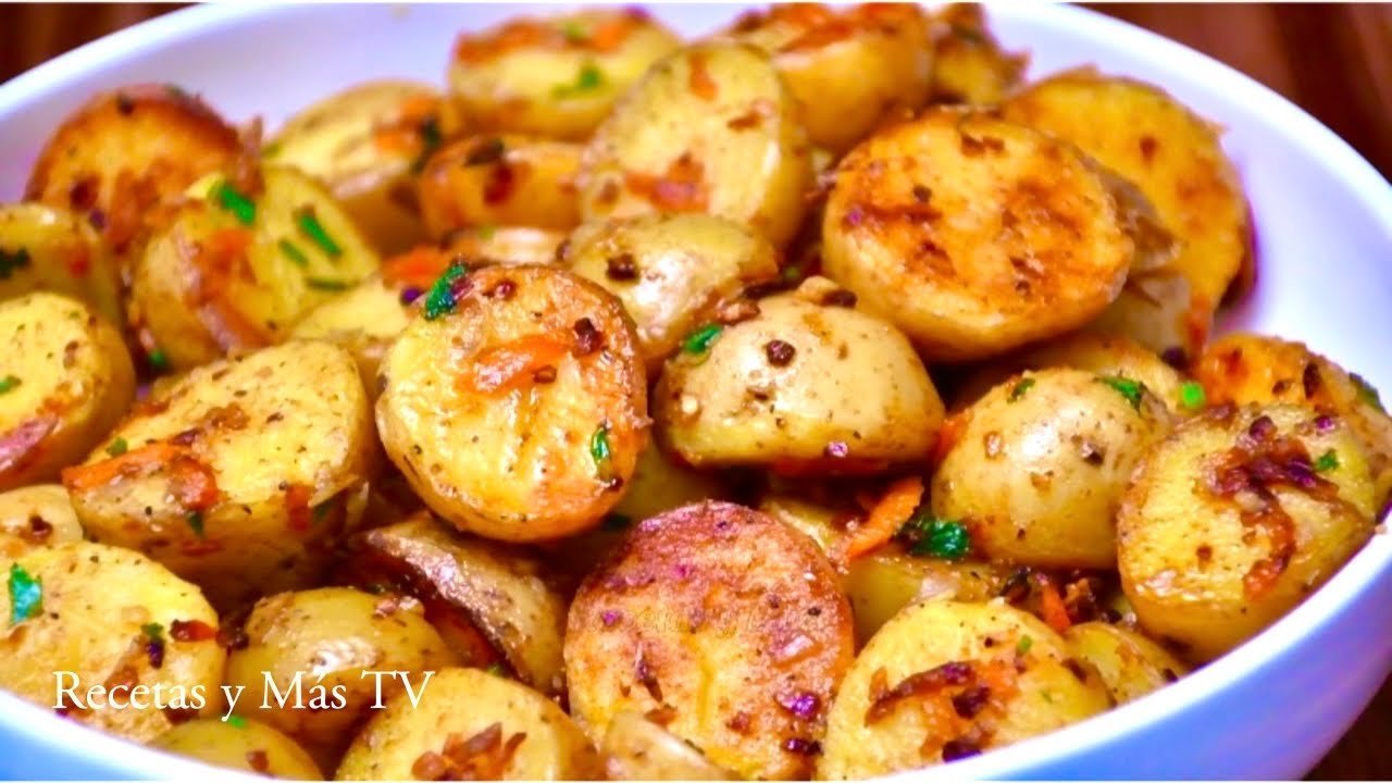 Receta Fácil de Papas al Ajillo para Acompañar Carnes | Deliciosa Guarnición