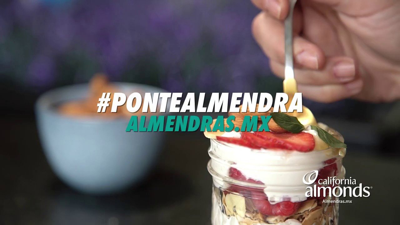 10 Recetas Deliciosas de Parfaits con Frutas y Almendras para Empezar el Día con Energía