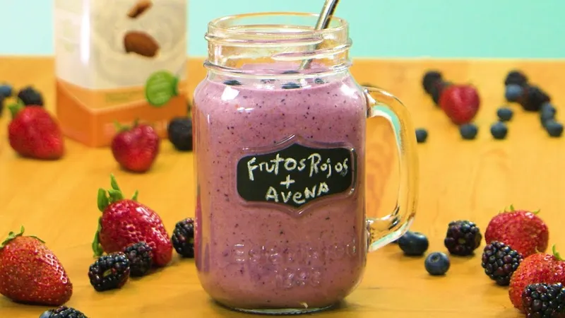Cómo Preparar Batido de Frutos Rojos en Casa: Receta Fácil Paso a Paso