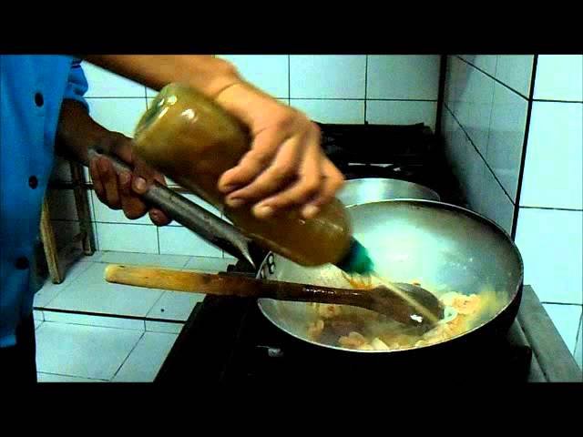 Receta Auténtica de Pescado a lo Macho por Luis Herrera de Tacna | Delicioso y Tradicional Este título se ha creado pensando en incluir la keyword específica "Pescado a lo Macho", el nombre del creador "Luis Herrera", y la ubicación "Tacna" para atraer tanto a quienes buscan la receta específica como a aquellos interesados en la autenticidad y el origen del plato. Además, se agregan adjetivos que evocan interés y promueven el click-through desde los resultados de búsqueda