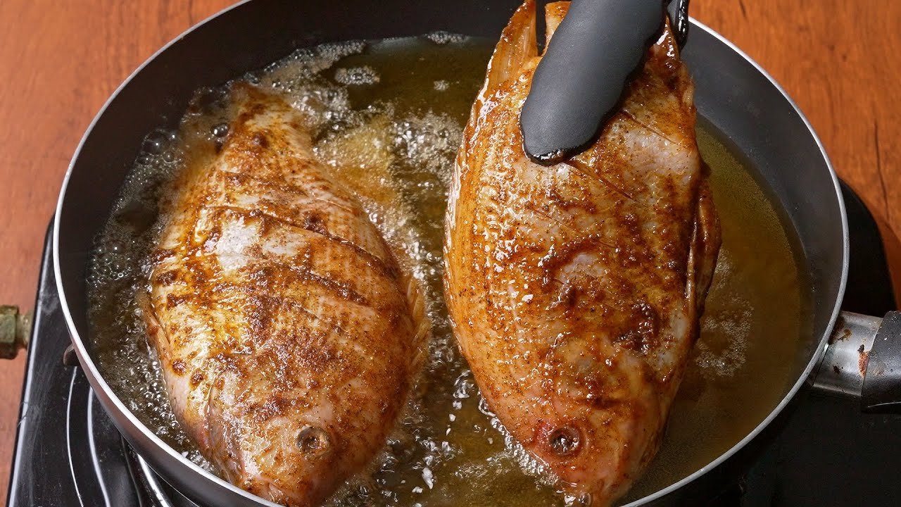 Cómo Preparar el Mejor Pescado Frito Crujiente con Sabor Costeño en Sartén | Receta Fácil