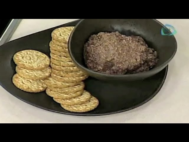 Receta cruda de pasta de aceitunas con nueces: Deliciosa y Fácil