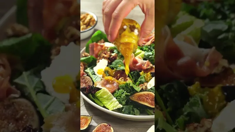 Receta Única de Ensalada con Helado: Desayuno Especial para San Valentín