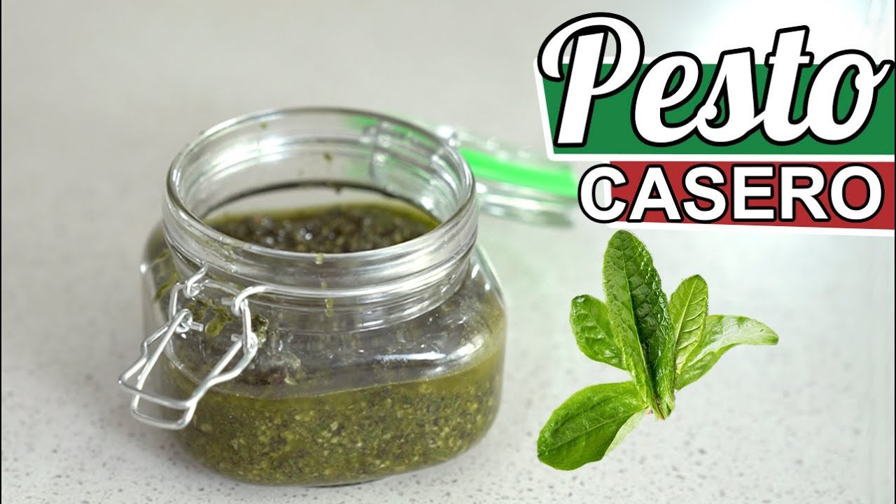 Receta Fácil para Preparar Pesto en Casa | Paso a Paso