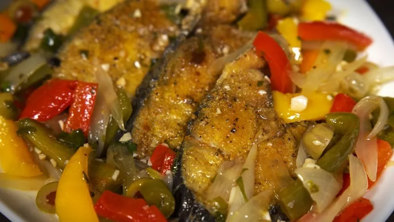 Receta de Pescado en Escabeche: Paso a Paso para un Sabor Auténtico | Cocina Tradicional
