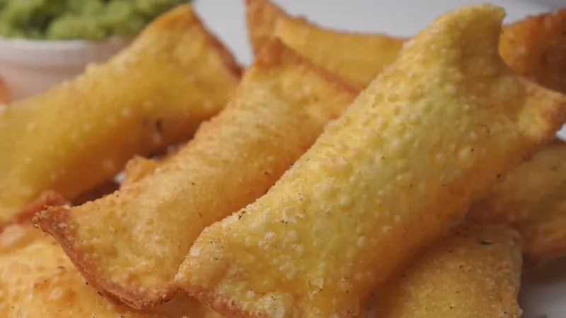 Exclusiva Receta de Tequeños con Guacamole por Andrés Romero - Delicias de Cusco