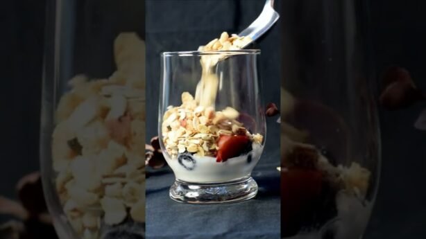 Bowls de yogur con almendras: opción fácil y nutritiva