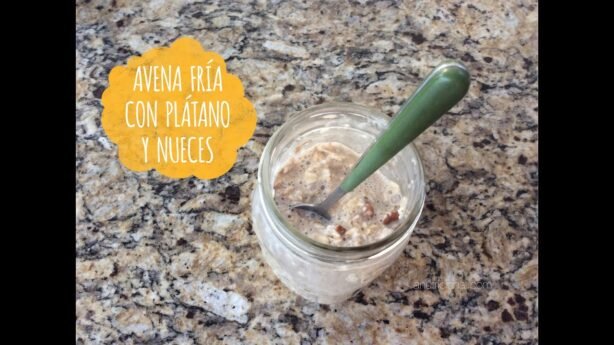 Cómo preparar desayuno frío con avena con nueces