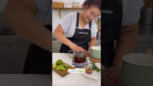Como preparar infusión de frutas frías en casa