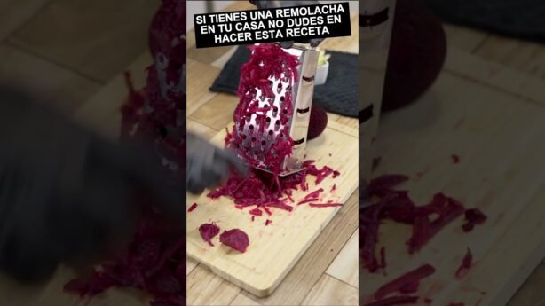 Salsa de remolacha saludable con nueces para cualquier momento del día
