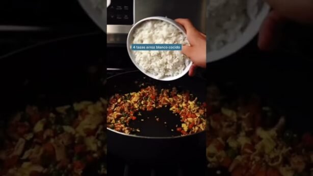 Cocineros del pasado y sus platos con arroz hecho en casa