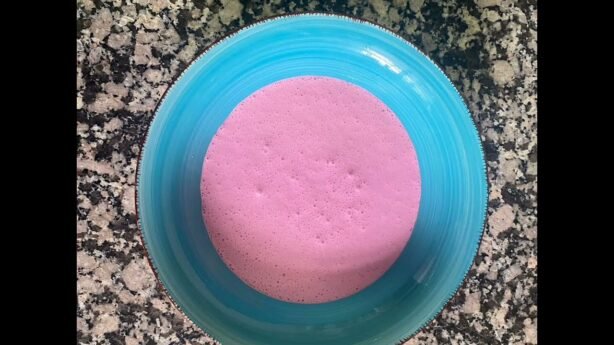¿Has probado salsa de yogur con remolacha? Te sorprenderá